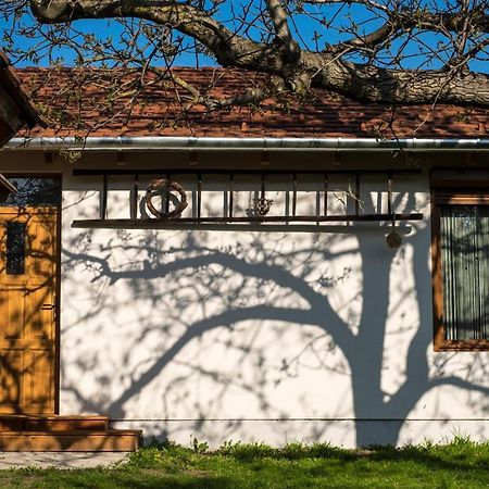 Doere Vendeghaz Apartment Bakonyszentlaszlo Luaran gambar